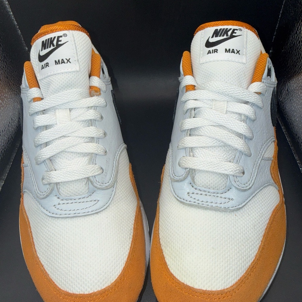 Size 8.5 - Nike Air Max 1 Monarch Men, FN6952-101, Clean, Replacement Box, Good